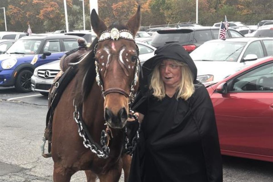 Meet our 2025 Costume Contest Winners!